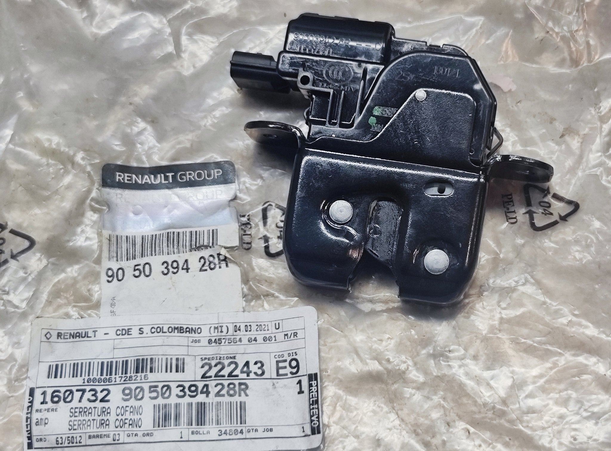 905039428R Serratura cofano originale Renault Dacia - Debiautomotive