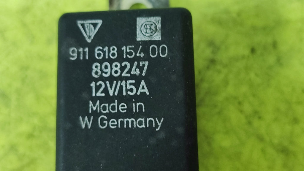 91161815400 898247 relè pompa carburante Porsche 911 - Debiautomotive