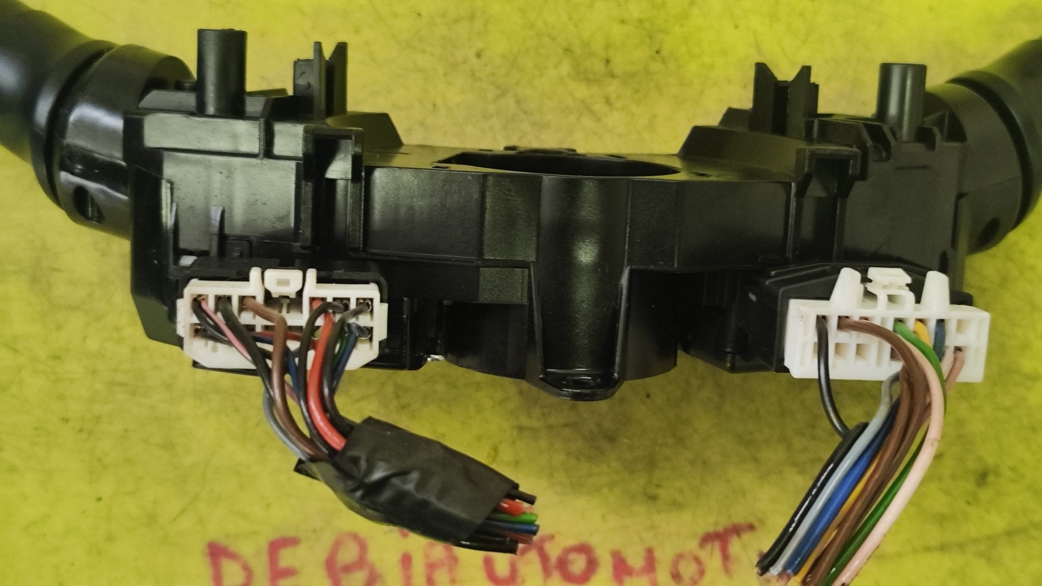 93420 - 1J110 93410 - 1J200 devio luci Hyundai i20 - Debiautomotive