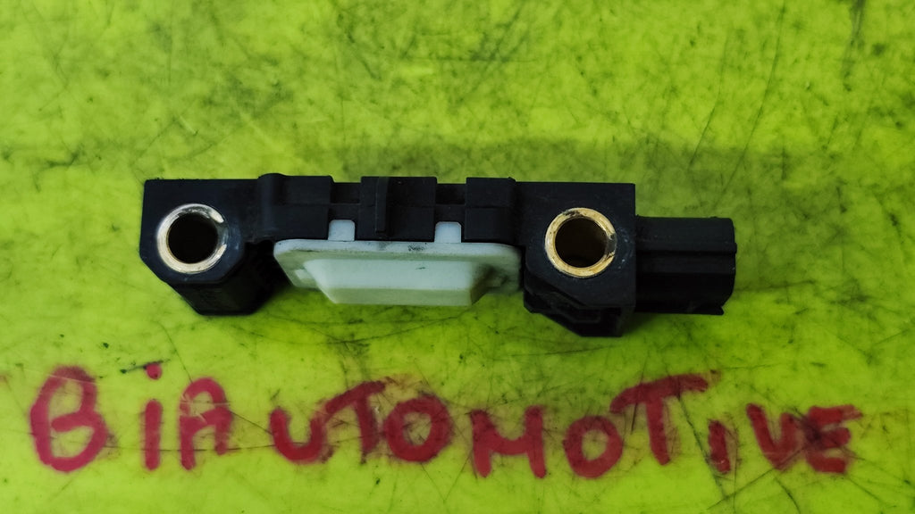 98582AX300 Sensore crash urto airbag Nissan Micra K12 - Debiautomotive
