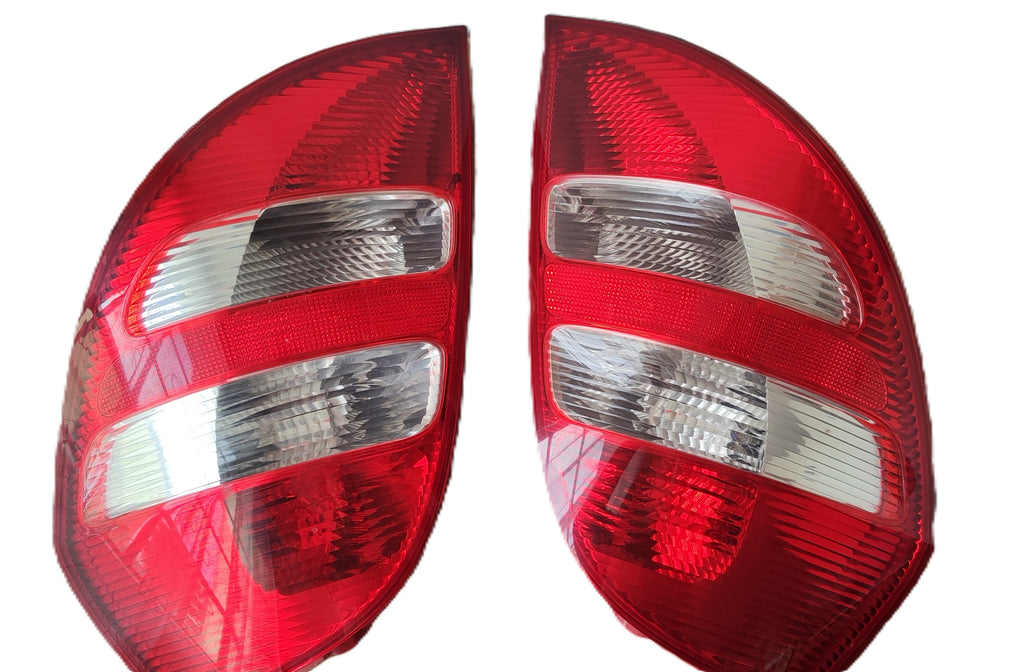 Fanali posteriori Mercedes-Benz Classe A W169 A1698200364L A1698200464R 