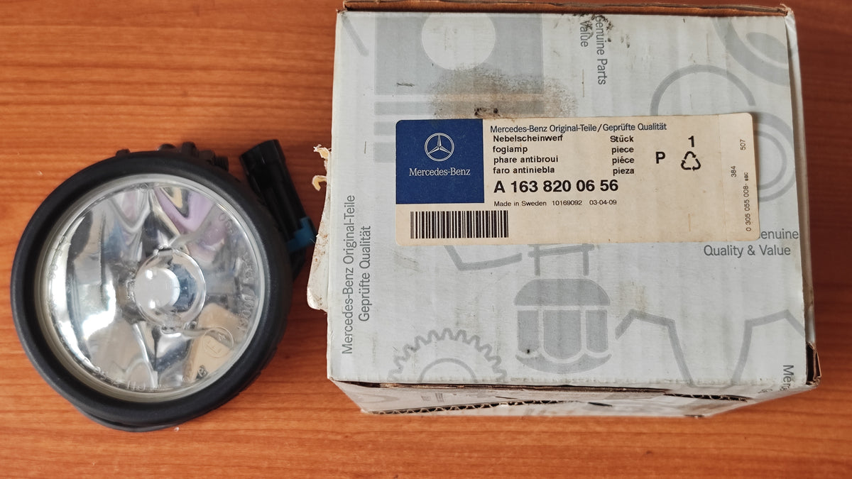 Faro fendinebbia anteriore Mercedes-Benz ML W163 A1638200656 