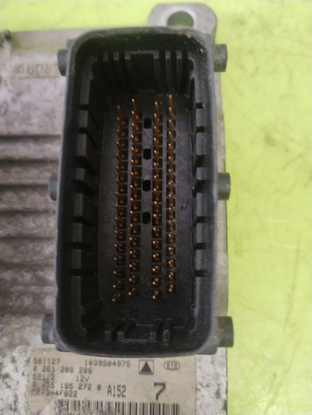 CENTRALINA MOTORE FIAT IDEA 1.4B 0261208206 55195272 ME73H4F022