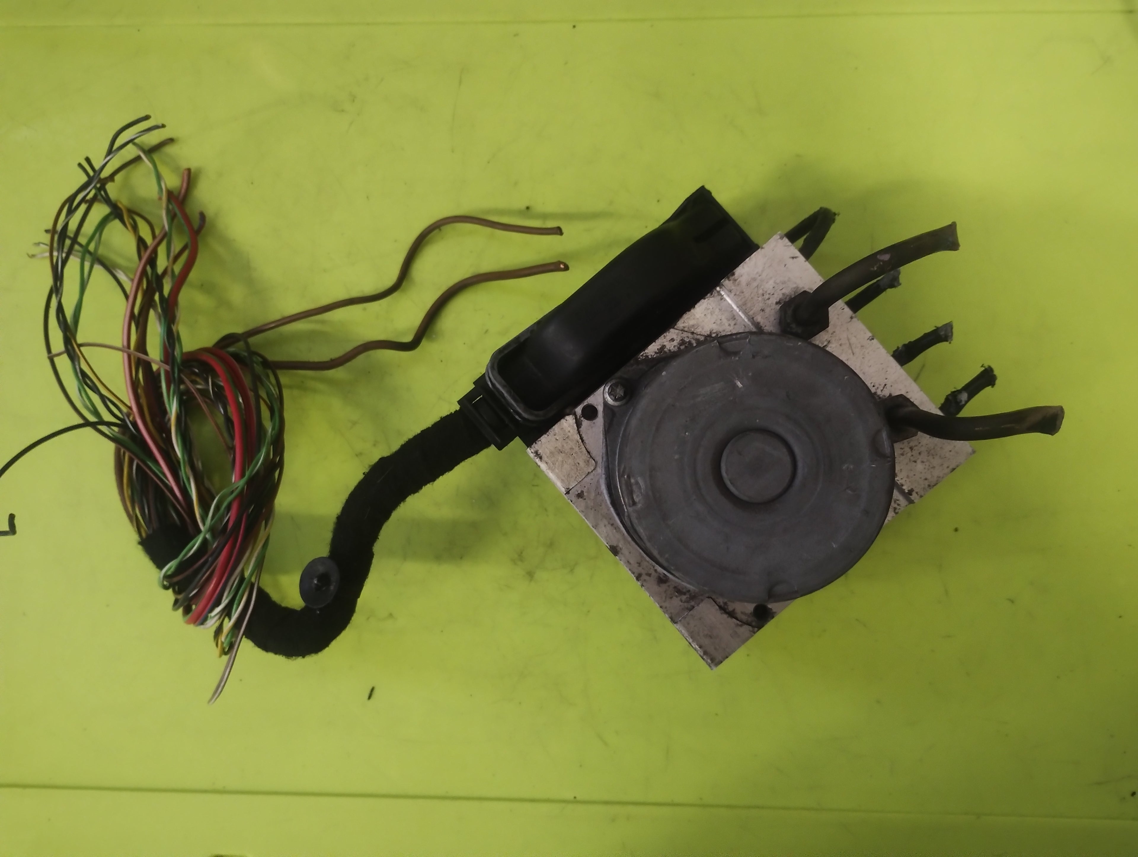 Pompa ABS MERCEDES CLASSE B W245 A0064313812 0265235496 0265950618