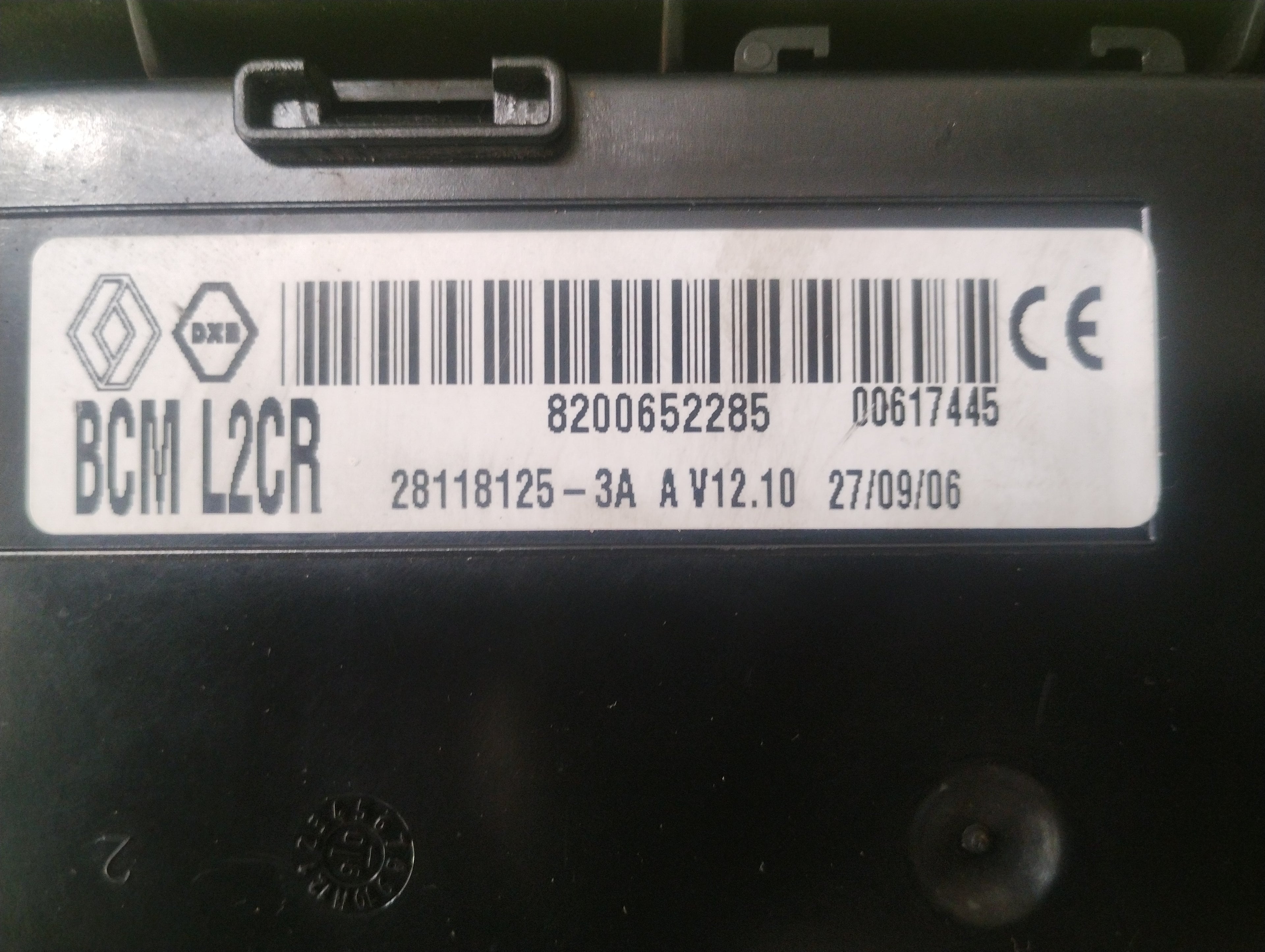 Body Computer Renault Clio 8200652285 BCM L2CR 28118125 - 3A