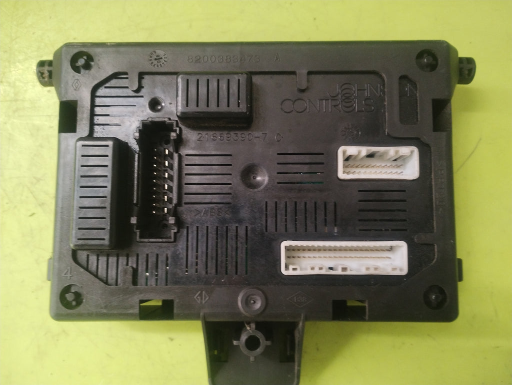Body Computer Renault Clio 8200652285 BCM L2CR 28118125 - 3A