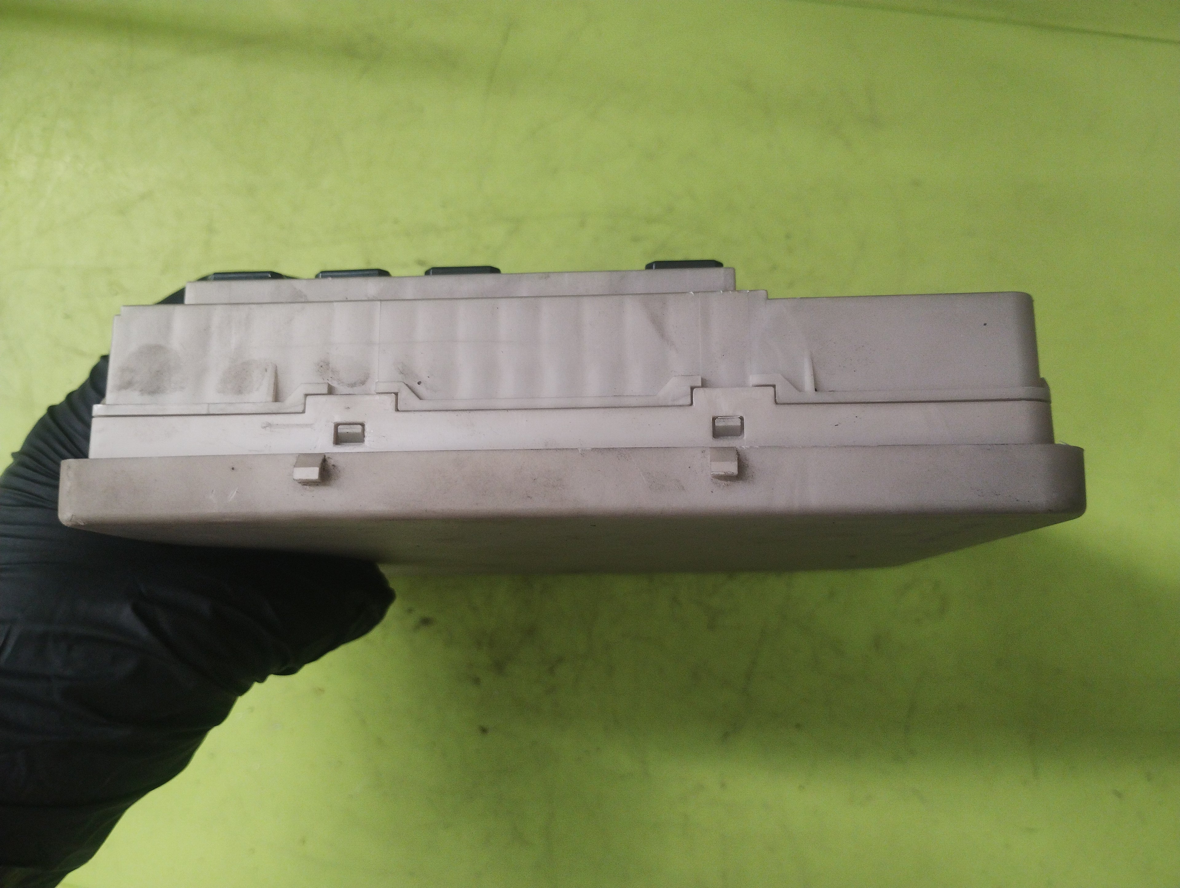 CENTRALINA SCATOLA FUSIBILI NISSAN MICRA K12 T30-M10  