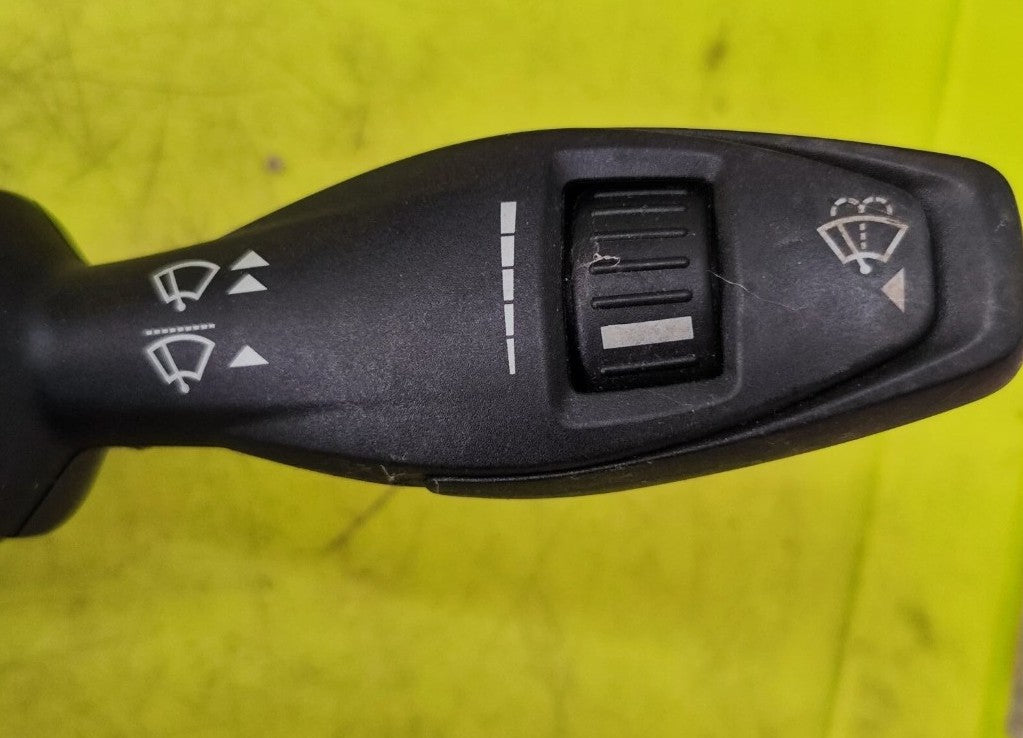 Devio Luci Ford Fiesta VI 86AT-13N064-GE