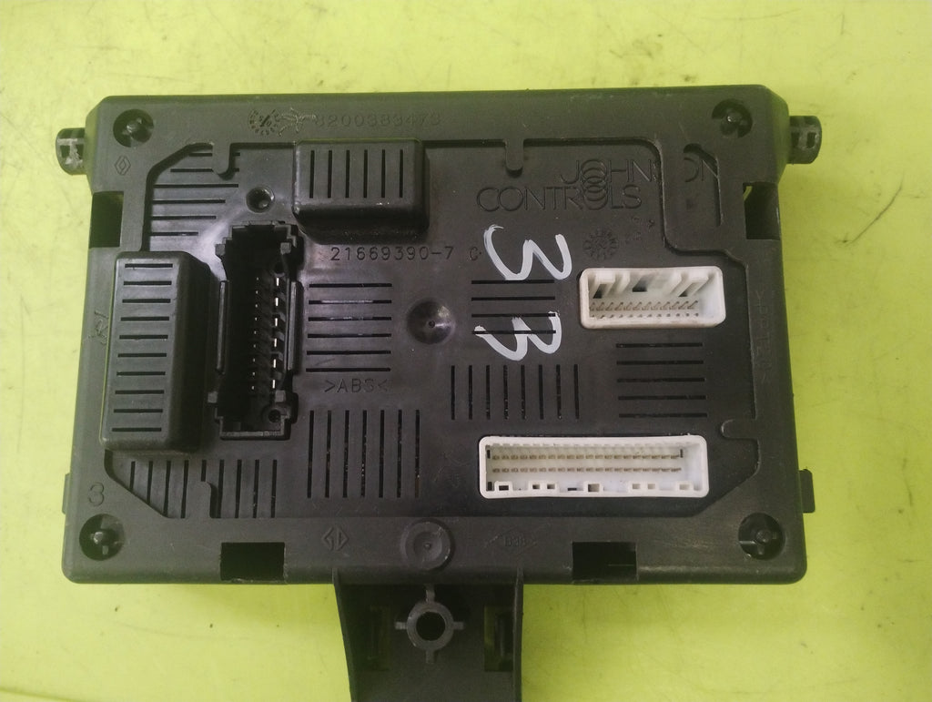 Centralina BCM L2CR Renault Clio 8200343733 21677736-5G