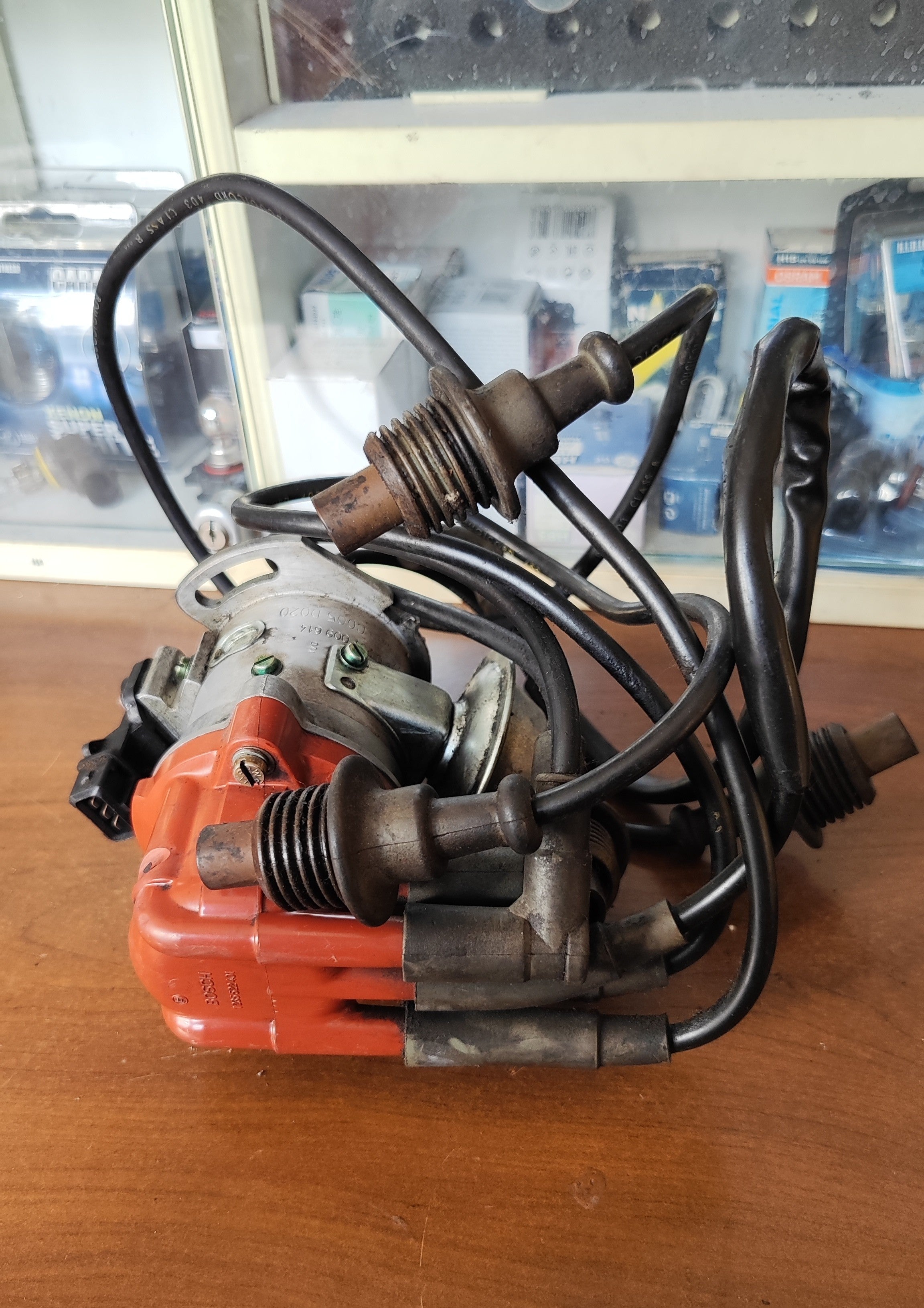 Spinterogeno Bosch Peugeot 405 Sedan 205 1.4 GT JGFU4 0237009614 1235522401 0227100140 