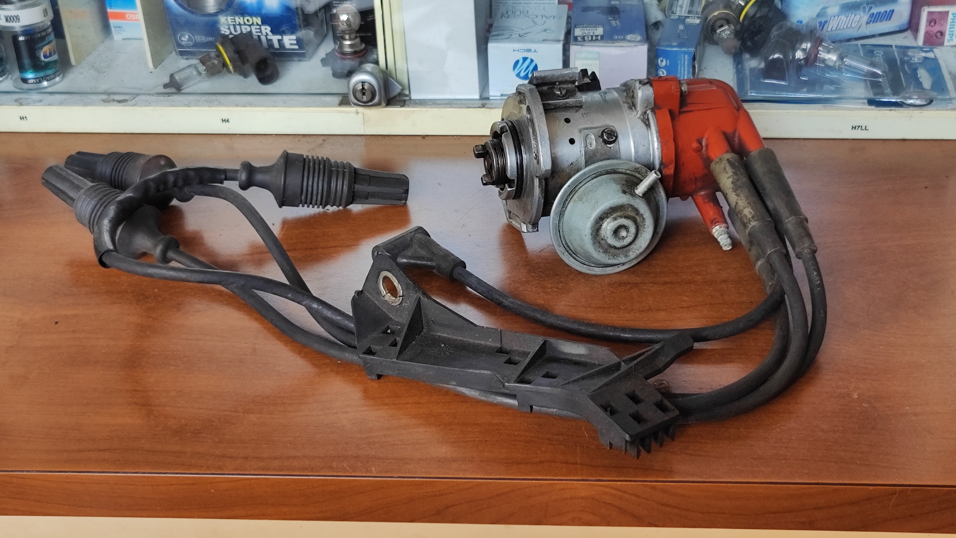 Spinterogeno Peugeot 205 1.6 1.9 GTI JGFU4 0237009620 1235522401 