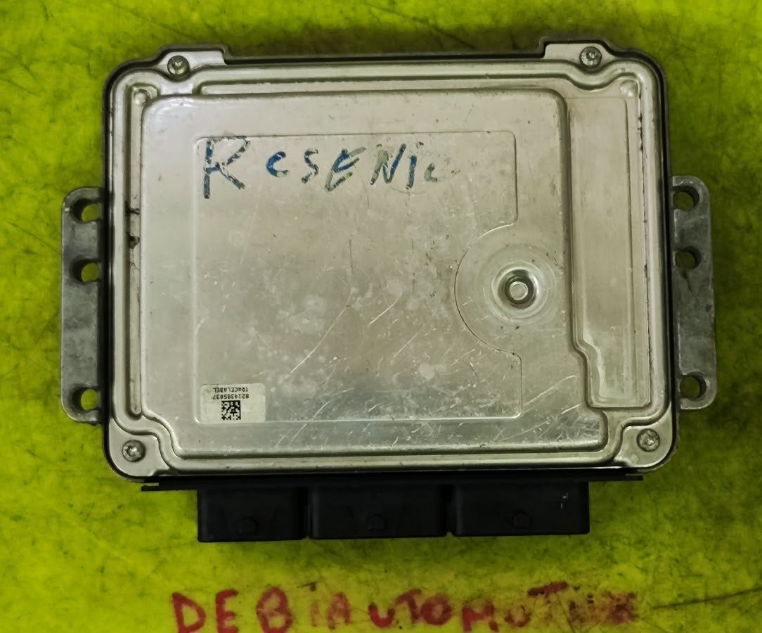 Centralina motore Renault Scenic 0281013907 8200705747 
