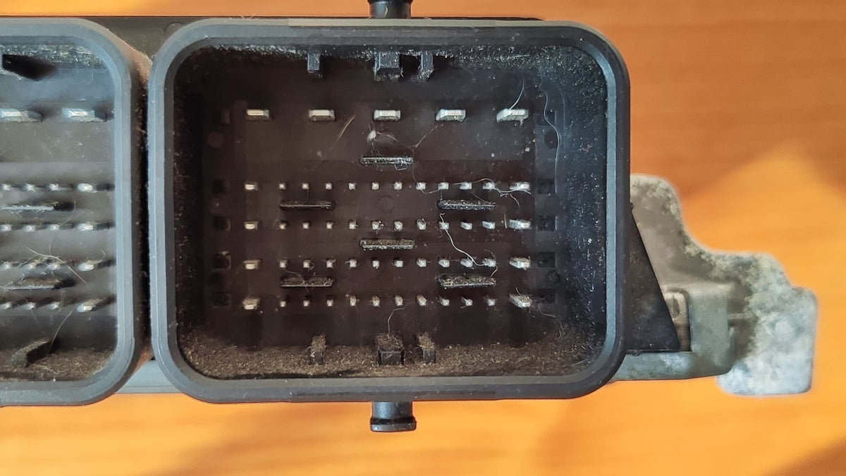 Centralina motore Ford Focus C-Max AV61-12A650-YE S180133002E SID807EVO