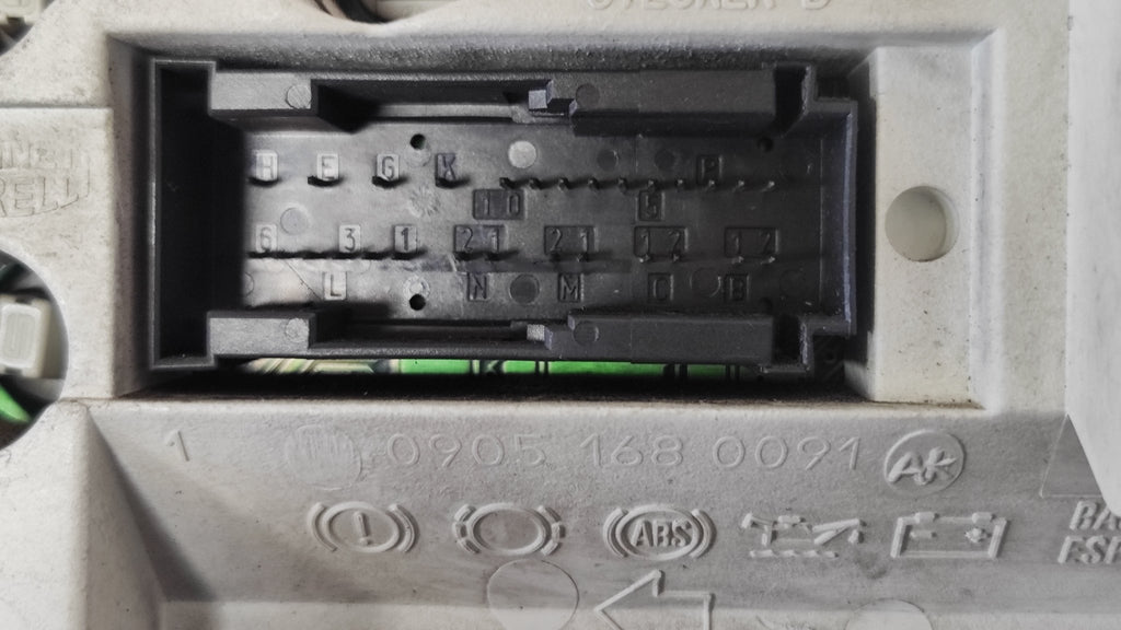 A1685404011 Quadro strumenti Mercedes - Benz Classe A W168 A140 - Debiautomotive