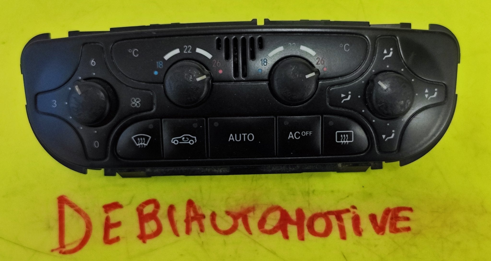 A2098300085 Comandi clima Mercedes - Benz Classe C W203 Coupé - Debiautomotive
