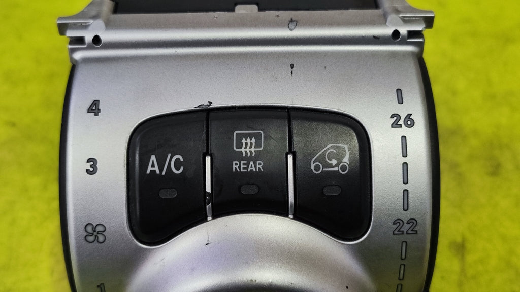 A4519004301 Blocco Comandi Clima Smart W451 - Debiautomotive