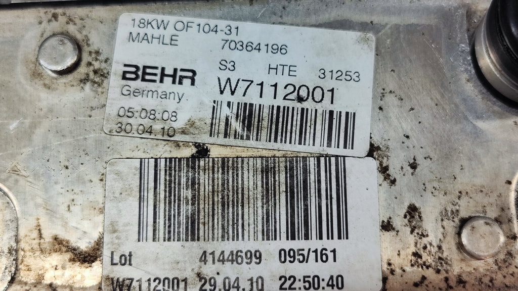 A6511800510 Radiatore Olio Scambiatore di calore Mercedes - Benz - Debiautomotive