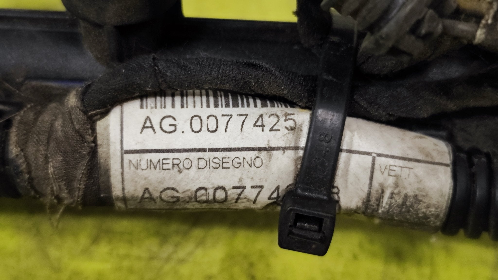 AG0077425B Iniettori flauto Fiat 500 Grande Punto - Debiautomotive