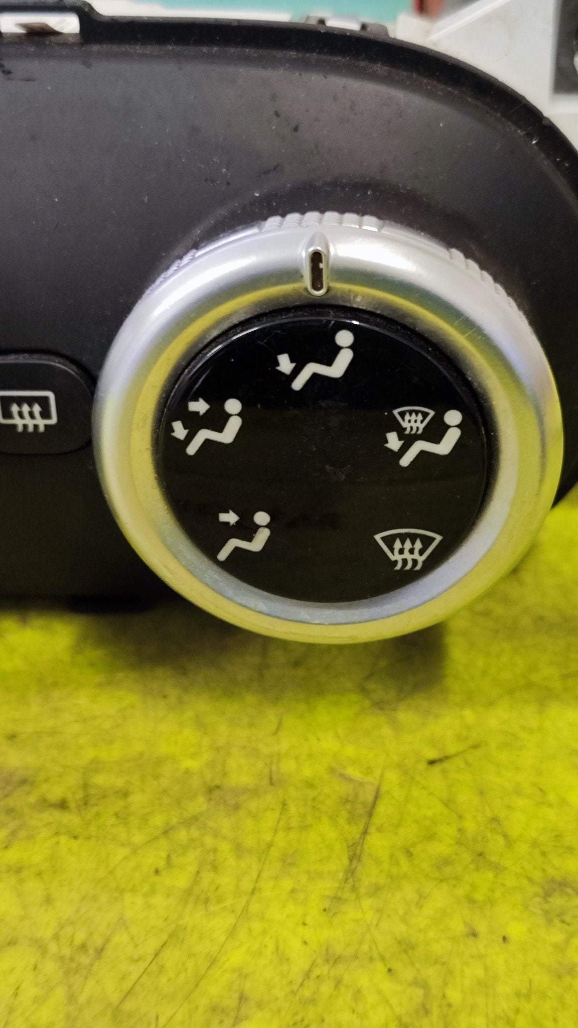 Centralina Clima Fiat 500L serie 351 352 - Debiautomotive