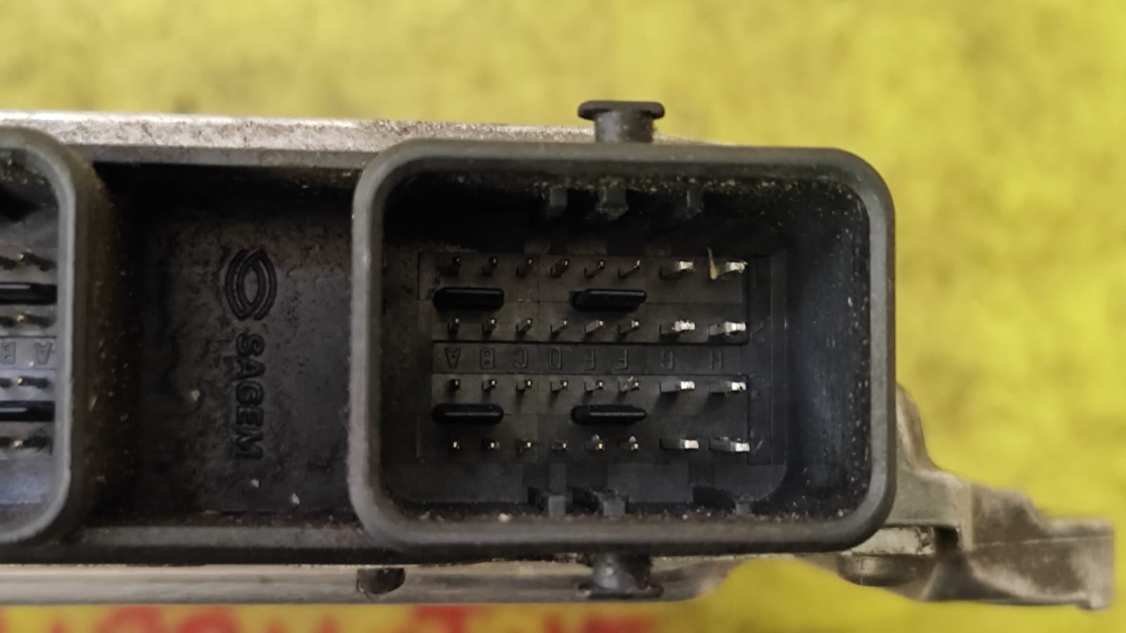 Centralina motore Renault Scenic 8200387138 8200321263 S3000 - Debiautomotive