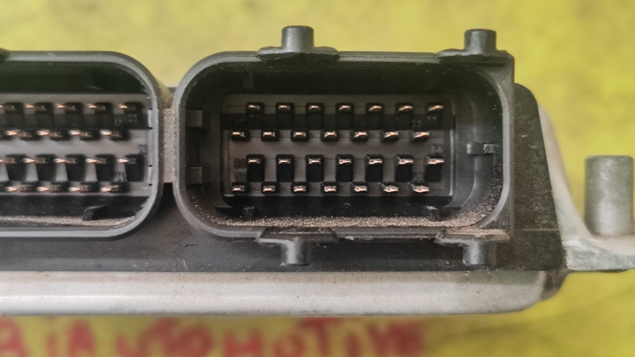 Centralina motore Volkswagen Polo Benzina 0261207184 030906032CE - Debiautomotive