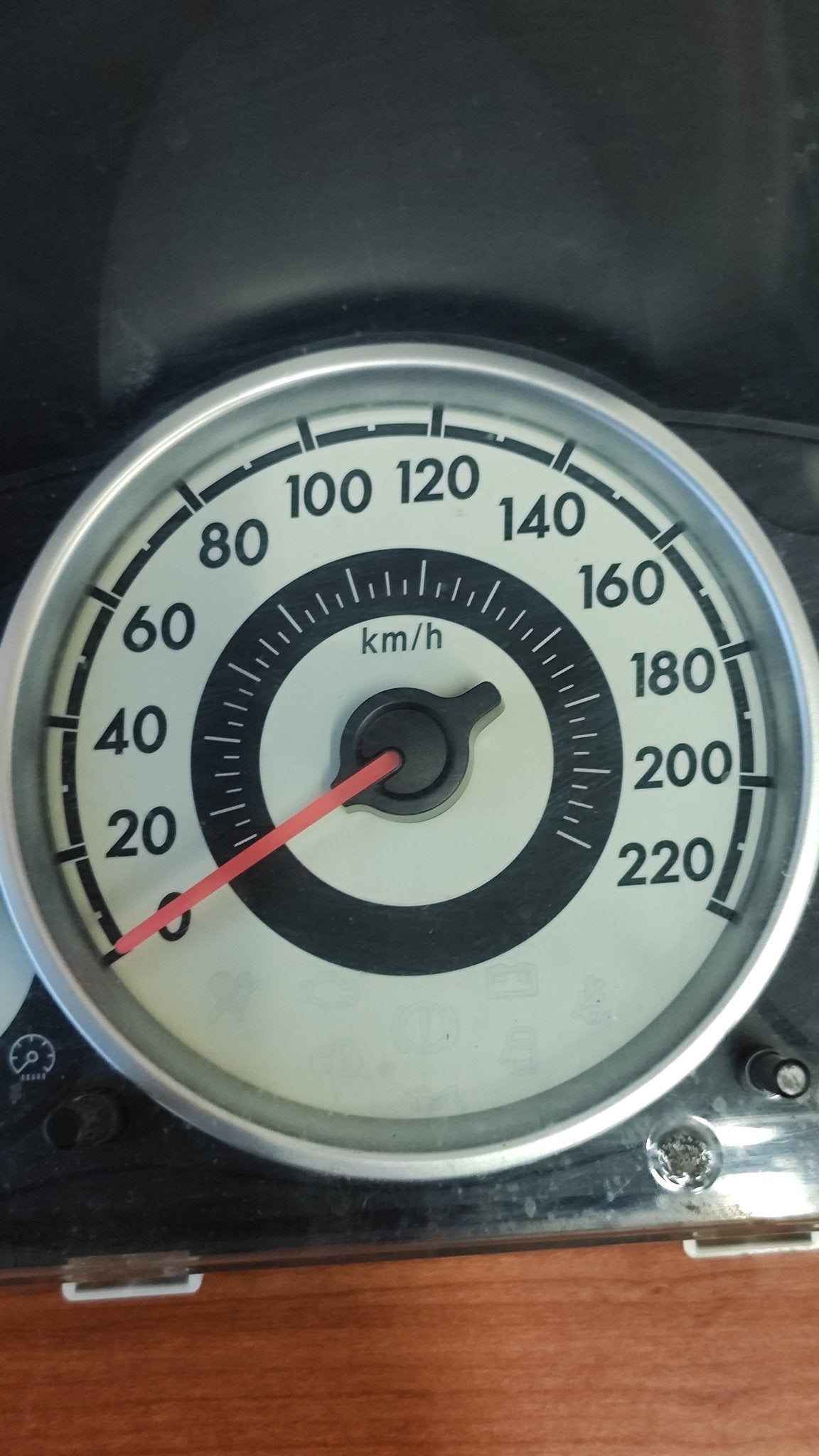 D01J55430K9001 Quadro strumenti Mazda 2 Benzina - Debiautomotive