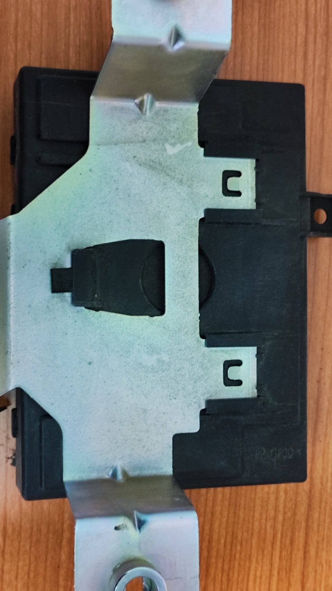 DL40 - 67560 - B 040020055301 Centralina body computer Mazda 2 - Debiautomotive