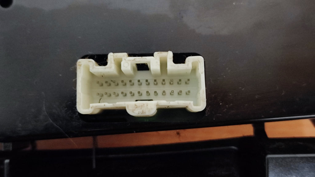 DL4061190A Centralina comandi clima Mazda 2 - Debiautomotive