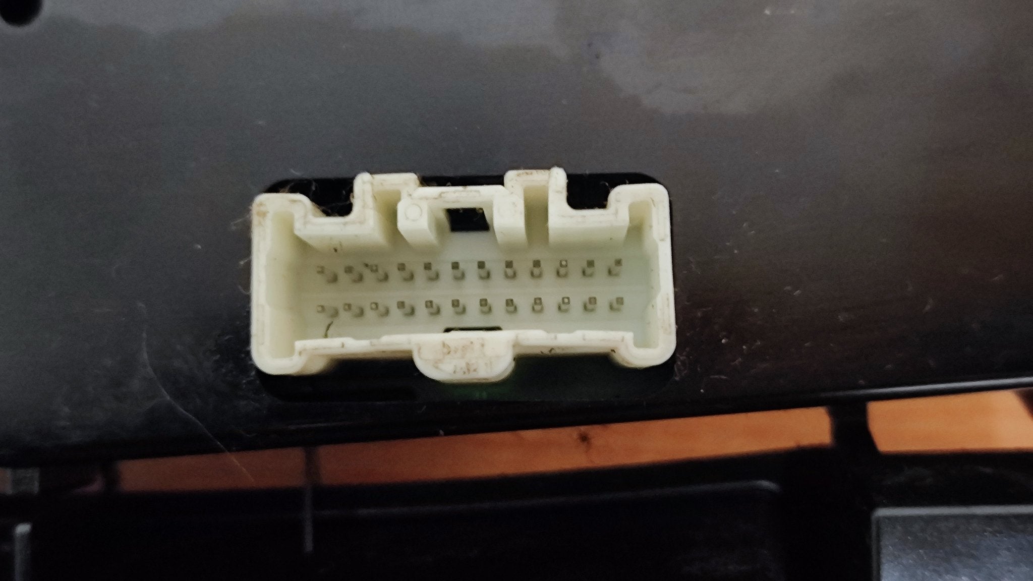 DL4061190A Centralina comandi clima Mazda 2 - Debiautomotive