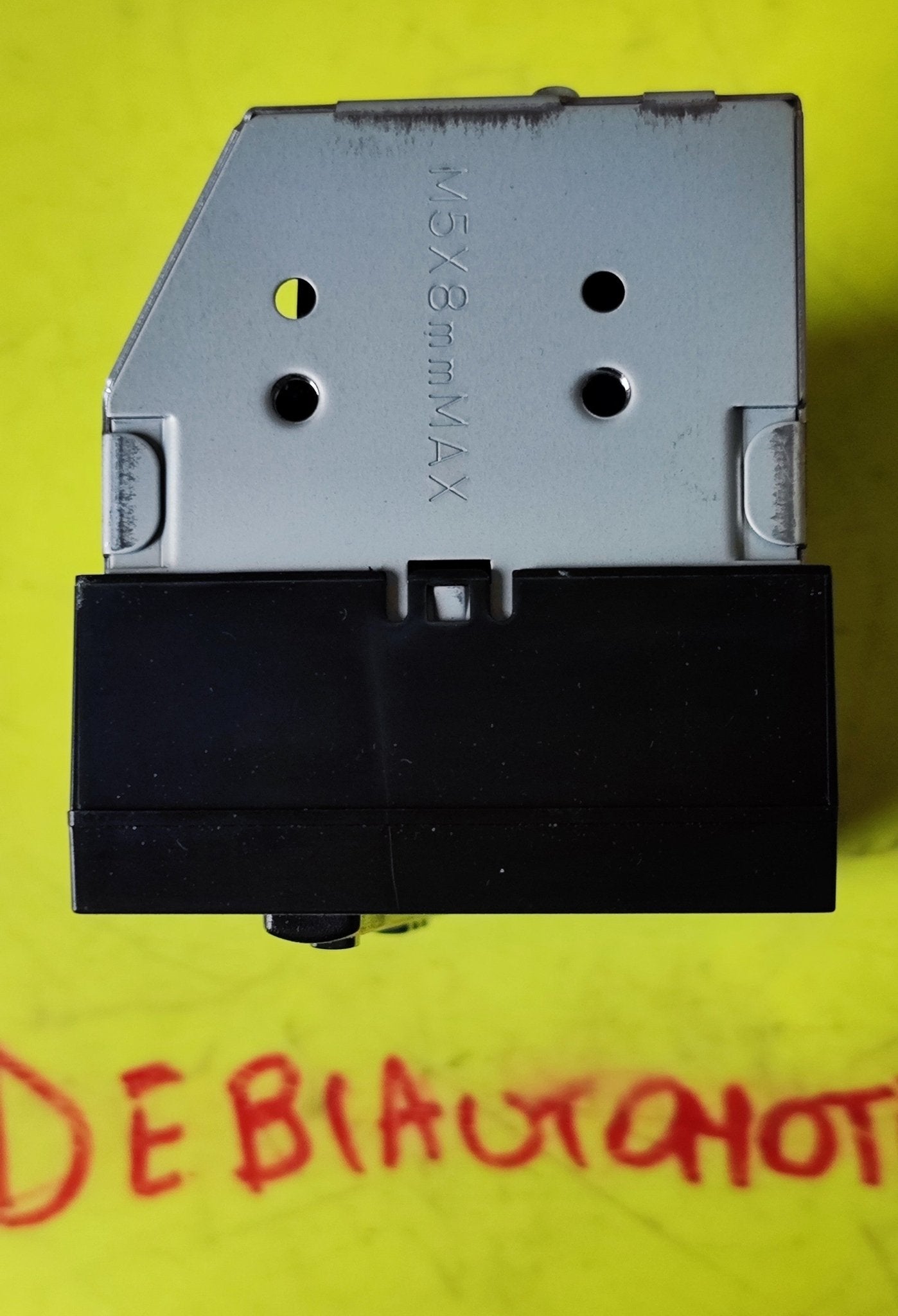 MR489626 Monitor display Mitsubishi Space Runner Space Wagon - Debiautomotive