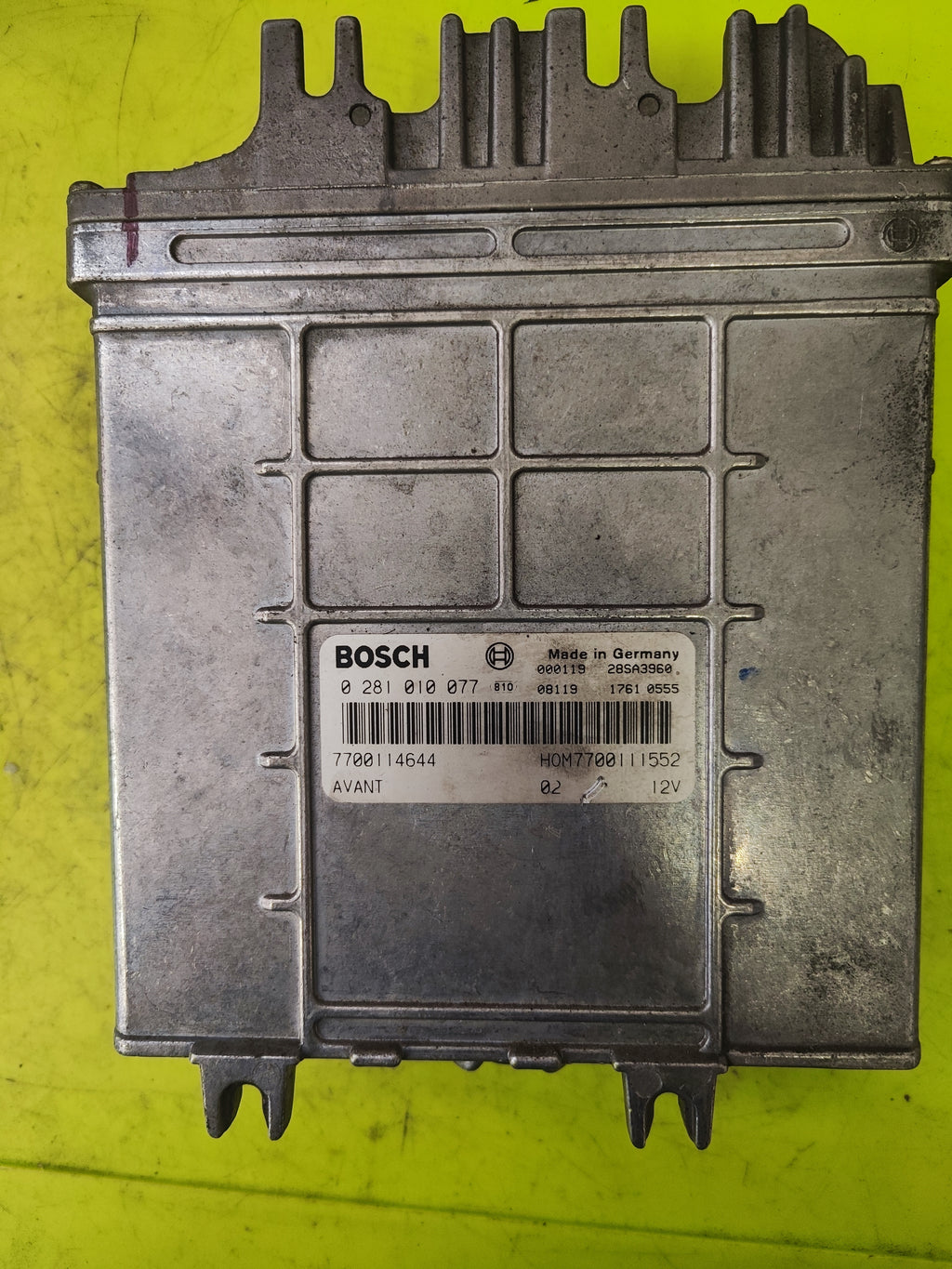 Centralina motore Renault Scenic 1.9DTI 0281010077 hom7700111552