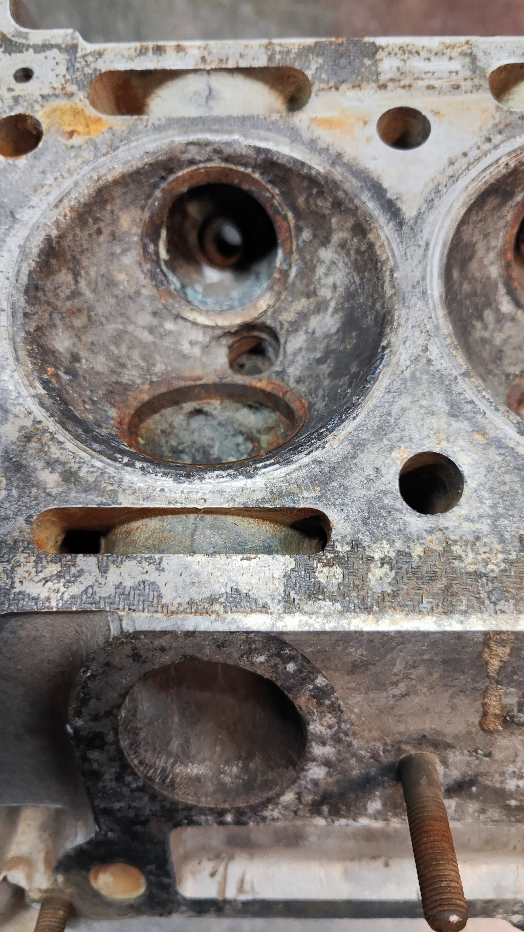 Testata motore nuda Alfa Romeo 1750 serie 2 Nord - Debiautomotive