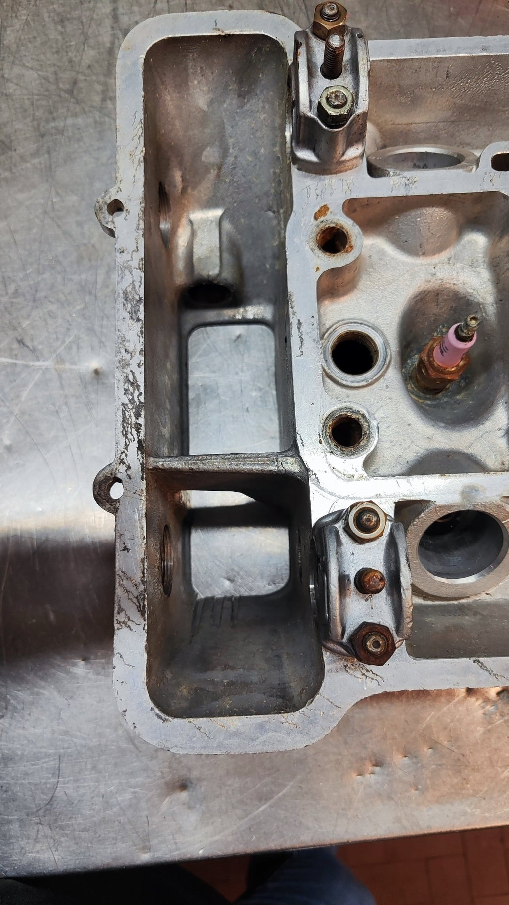 Testata motore nuda Alfa Romeo 1750 serie 2 Nord - Debiautomotive
