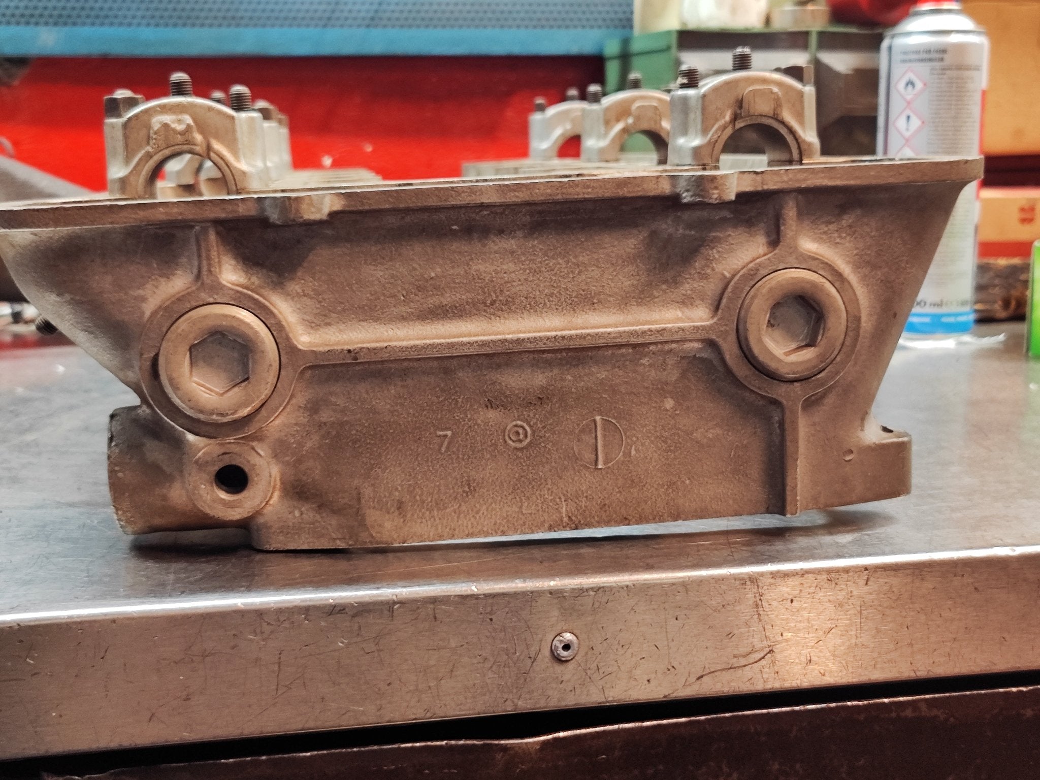Testata NUDA Alfa Romeo GT 1.3 - Debiautomotive