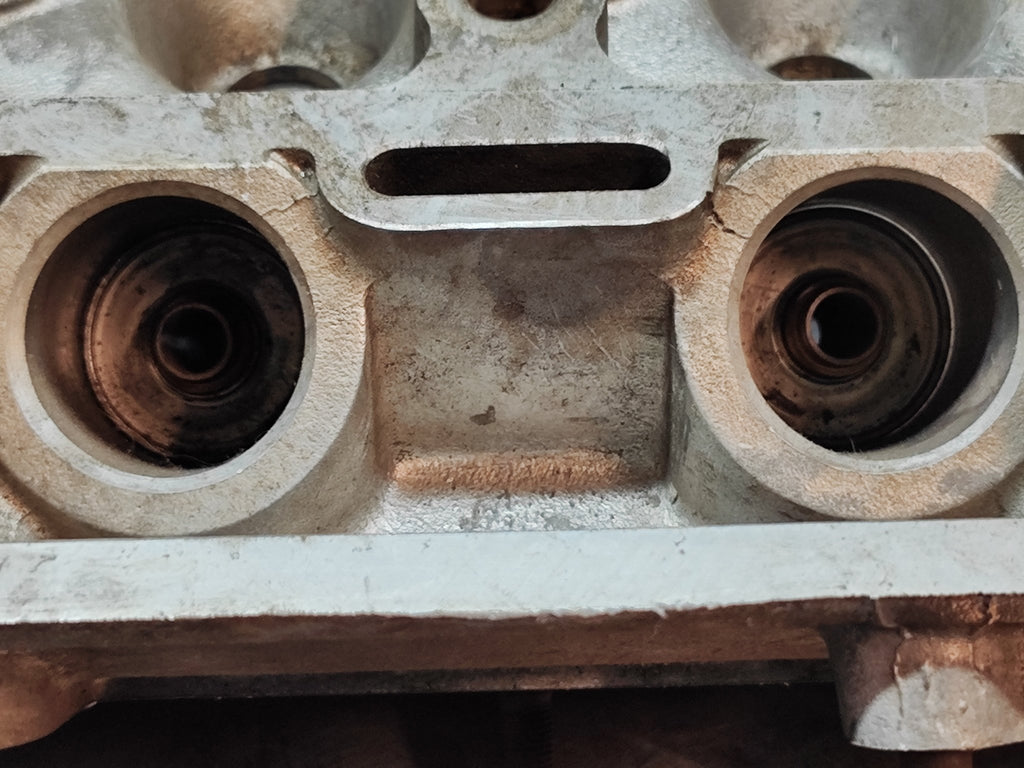 Testata NUDA Alfa Romeo GT 1.3 - Debiautomotive