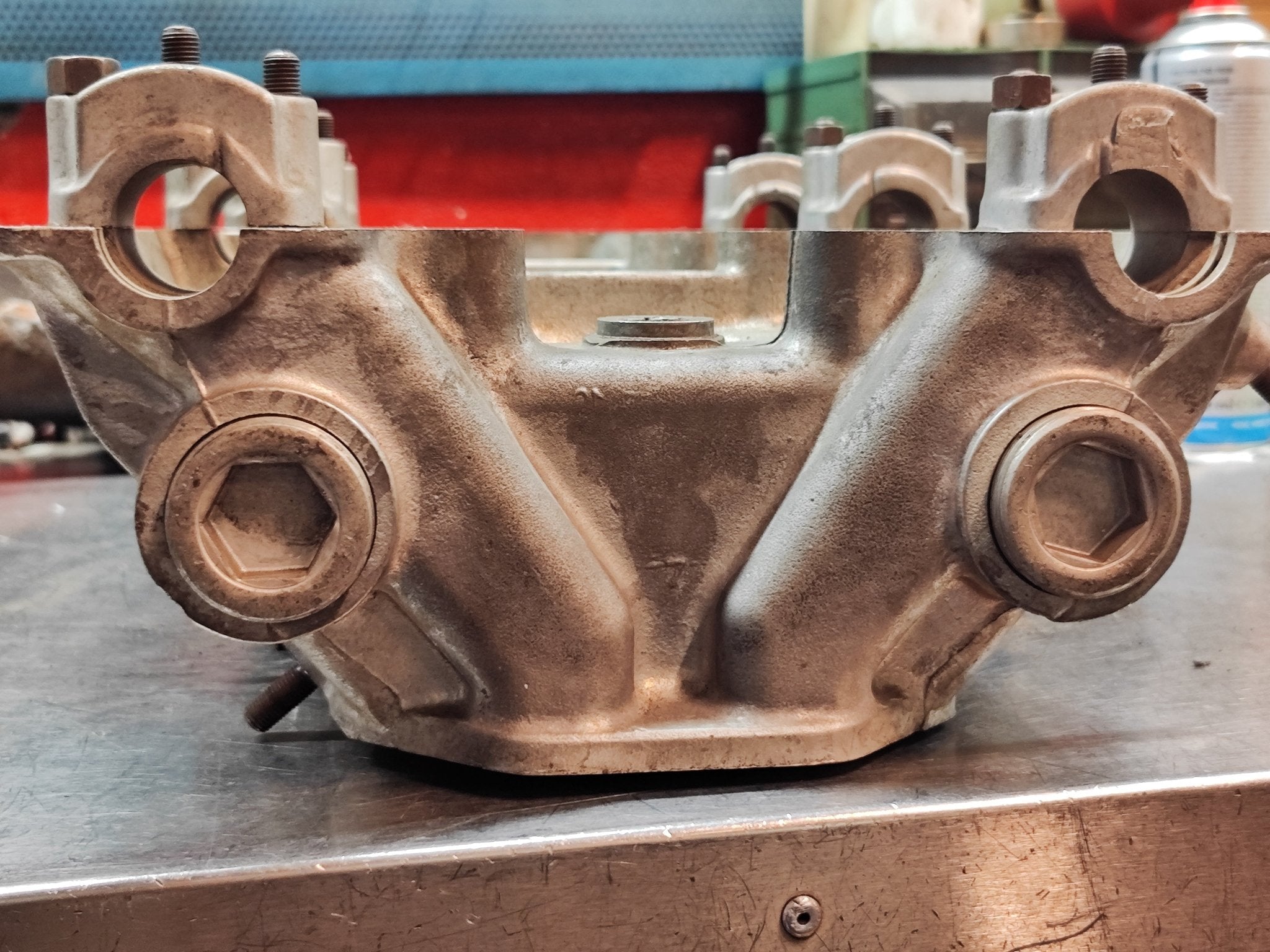 Testata NUDA Alfa Romeo GT 1.3 - Debiautomotive